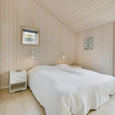 Tessie - 1-2km From The Sea In Nw Jutland By Interhome *
