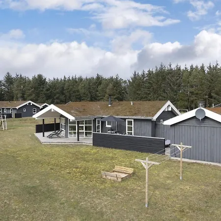 Holiday home Tessie - 1-2km From The Sea In Nw Jutland By Interhome Saltum